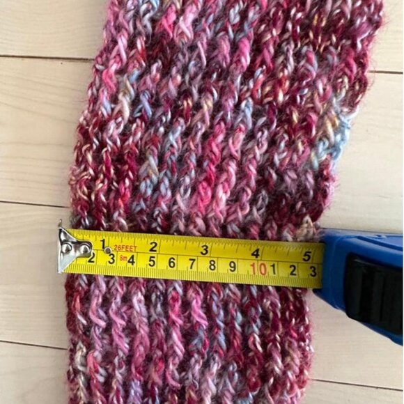 Unique handmade multicolor scarf in a rich blend of reds, pinks, blues - Picture 5 of 7